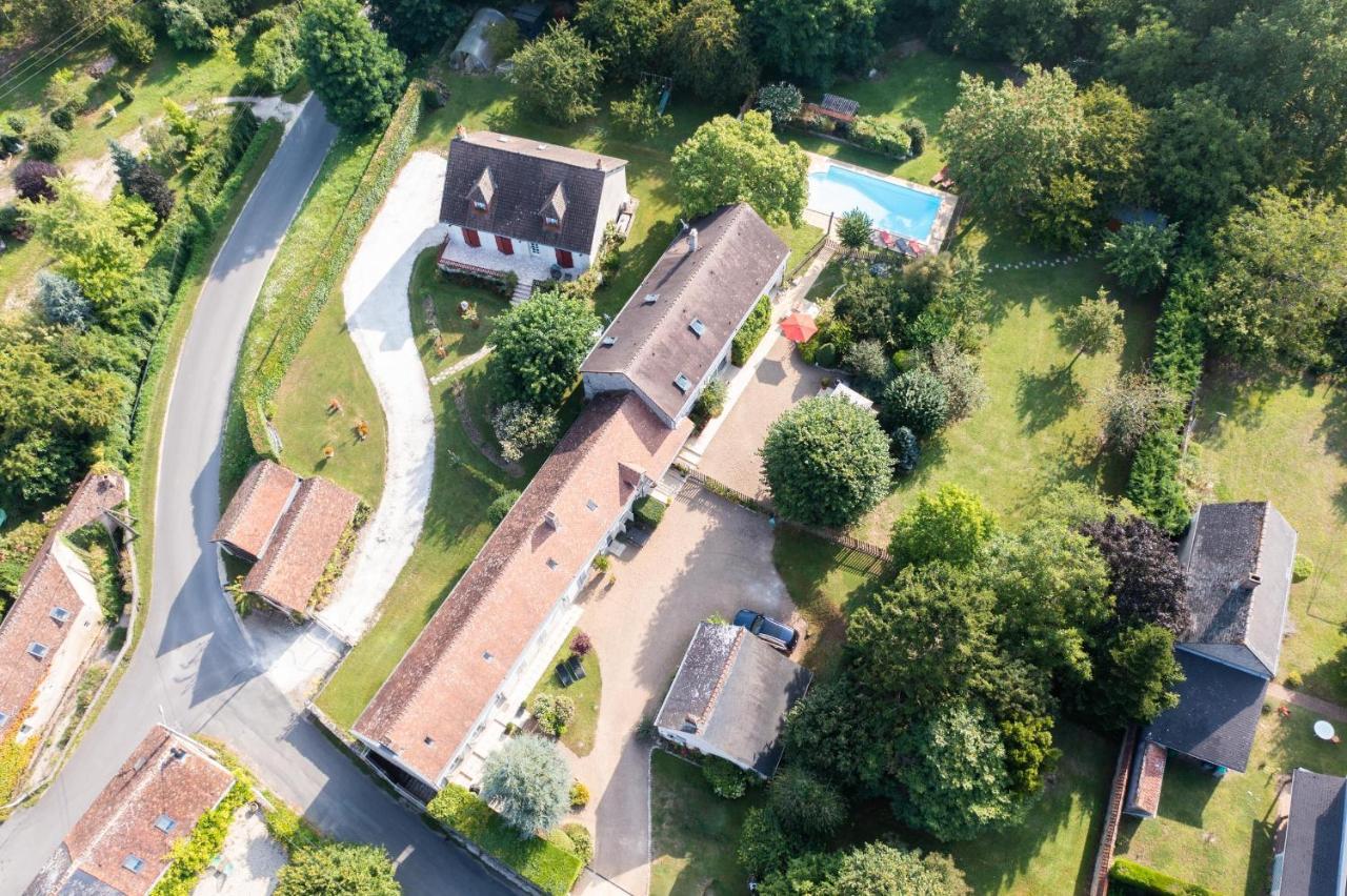 Le Clos De La Rousseliere Francueil Exterior photo